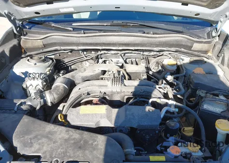 2017 Subaru Forester 2.5I Premium z USA, uszkodzony, nr VIN JF2SJAEC5HH560884